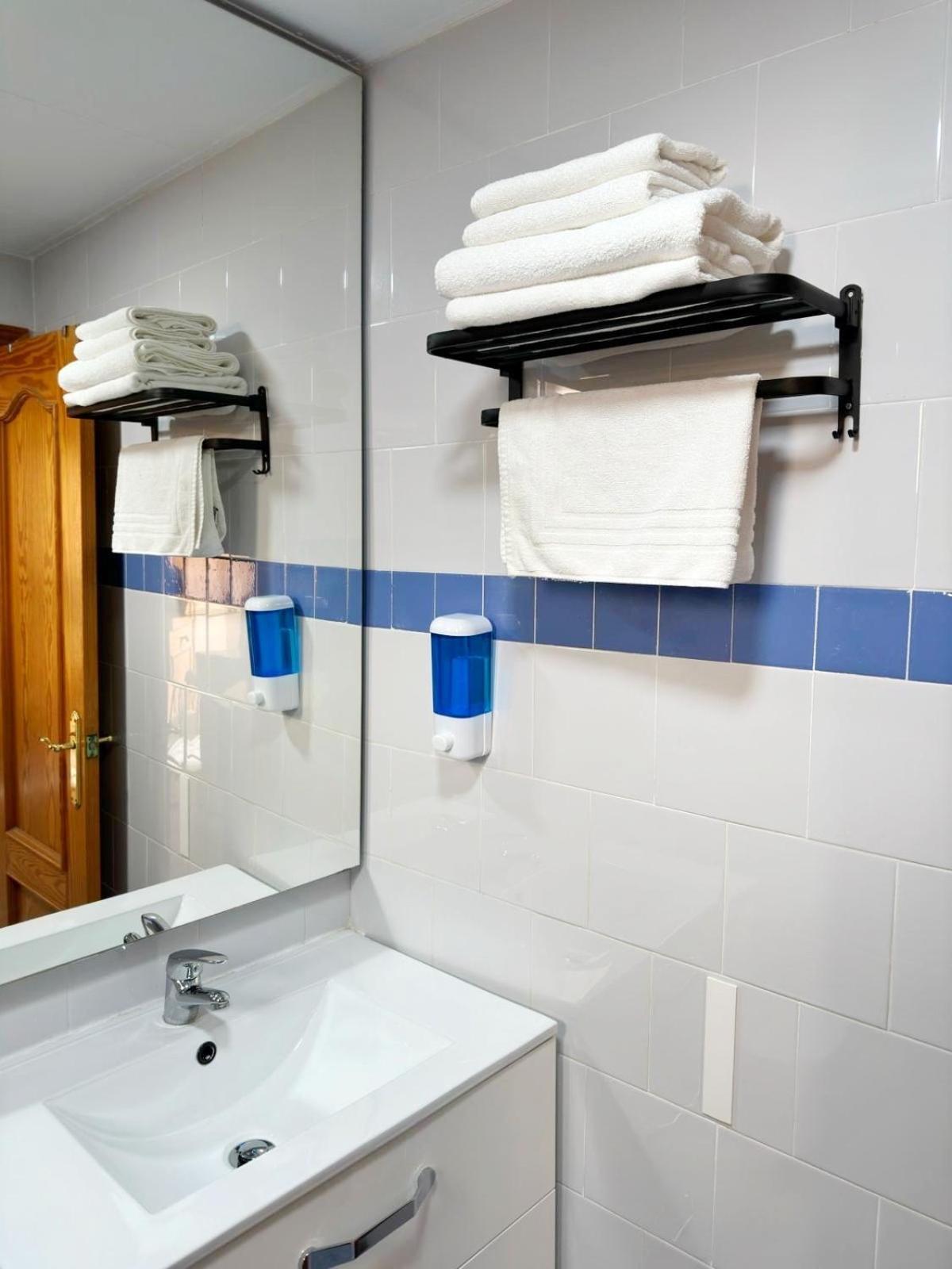 Apartamento Completo Plaza De Las Tendillas - Parking Privado - Alojamientos El Duque Кордова Екстер'єр фото